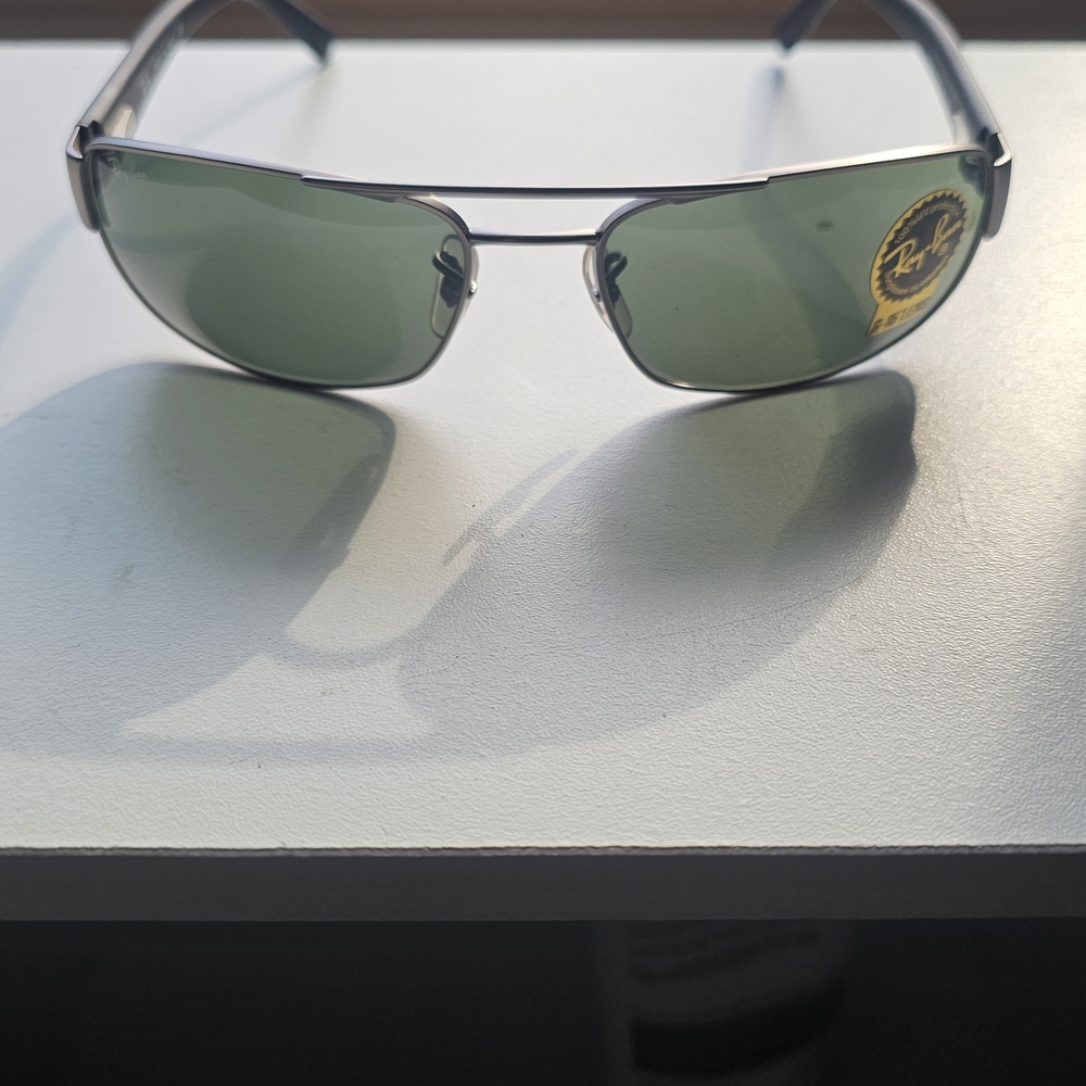 Ray-Ban Sunglasses with Dark Green Lenses